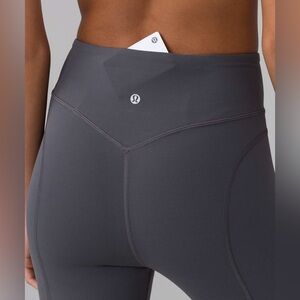 Lululemon pushing limits crop